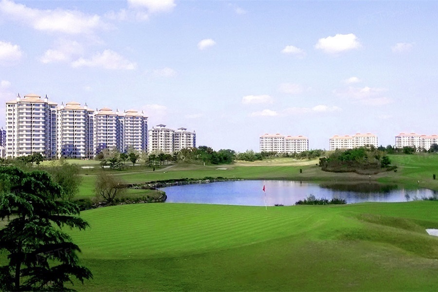 高尔夫社区汤泉美地城